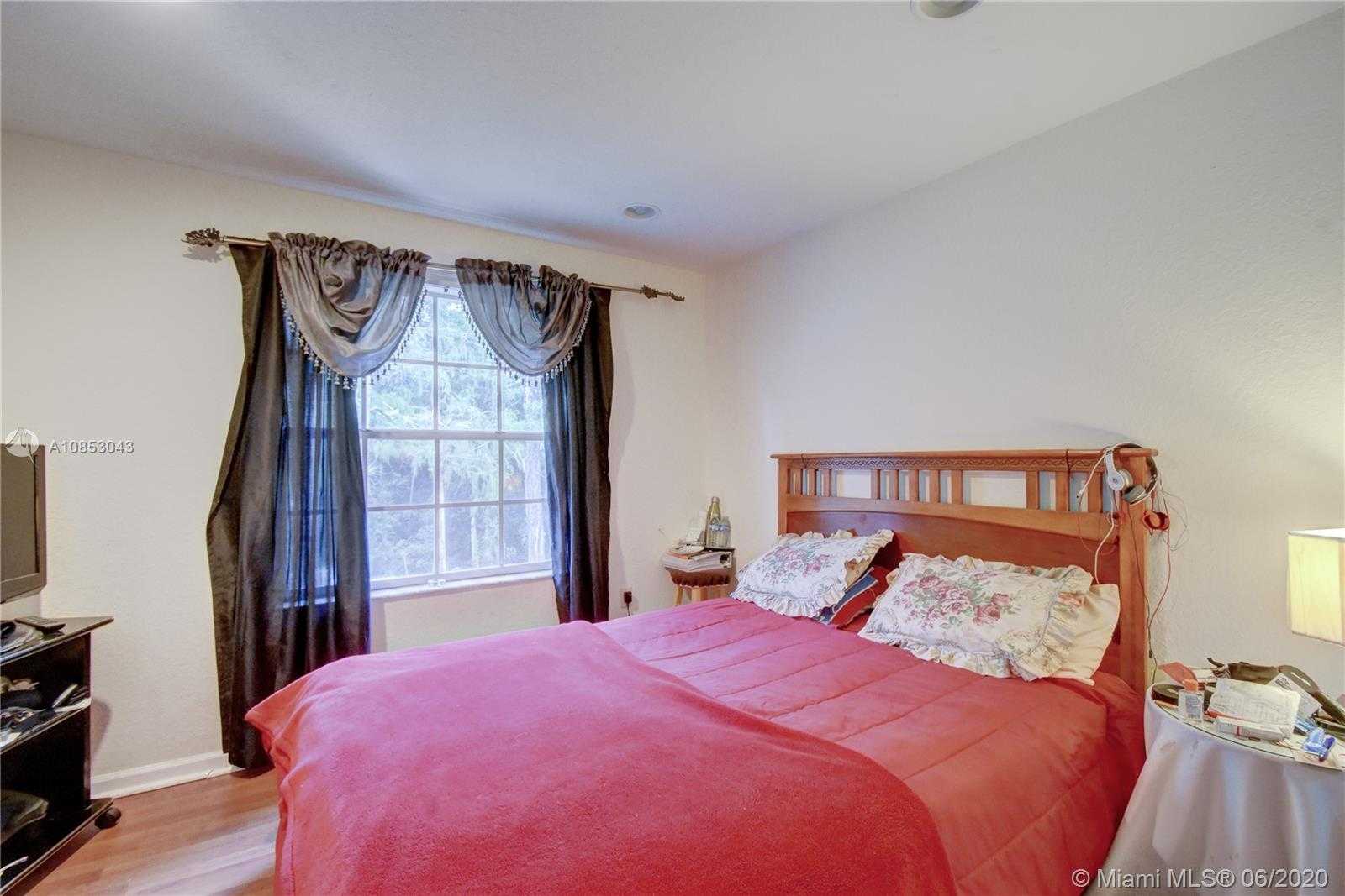 Small Image of 5220 NORTH WEST 66TH AVE, Lauderhill Number 20