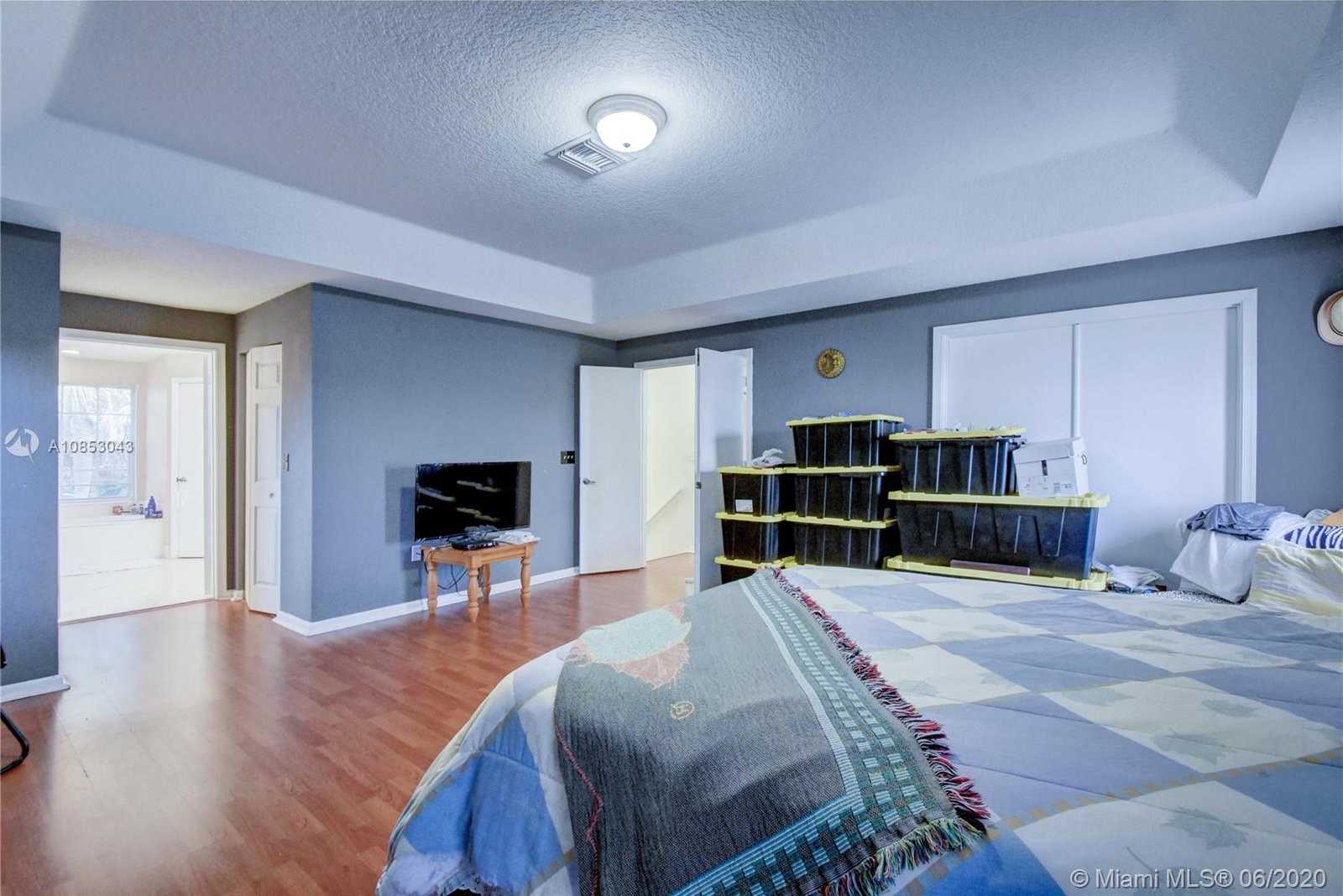 Small Image of 5220 NORTH WEST 66TH AVE, Lauderhill Number 8