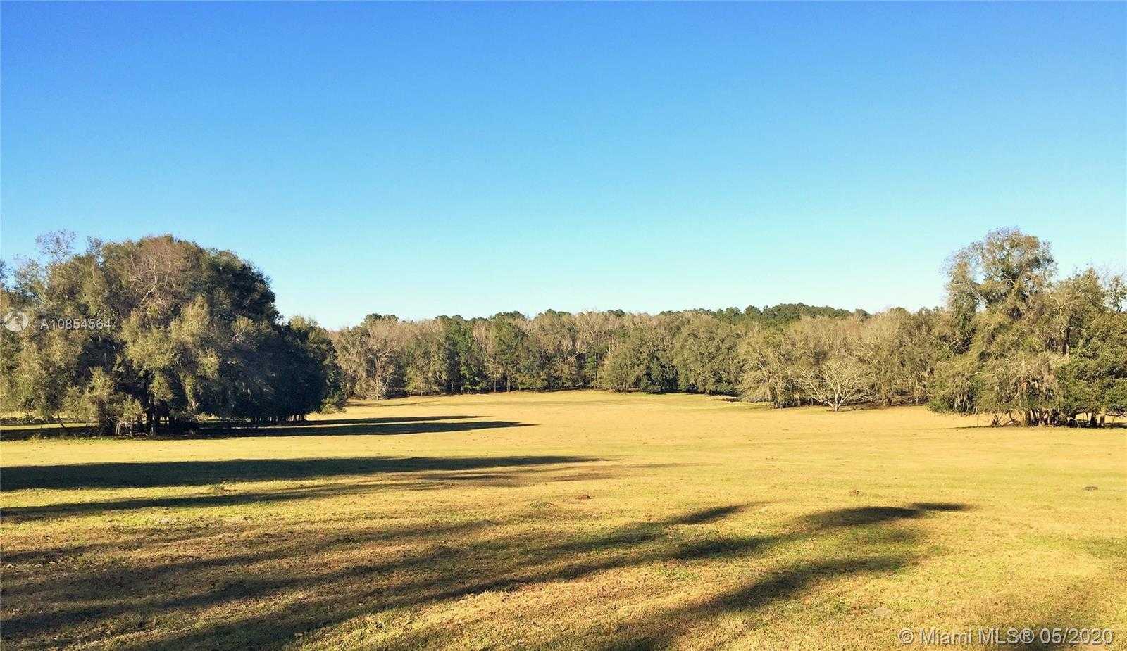 Small Image of 18828 NORTH WEST COUNTY ROAD 231, Gainesville Number 16