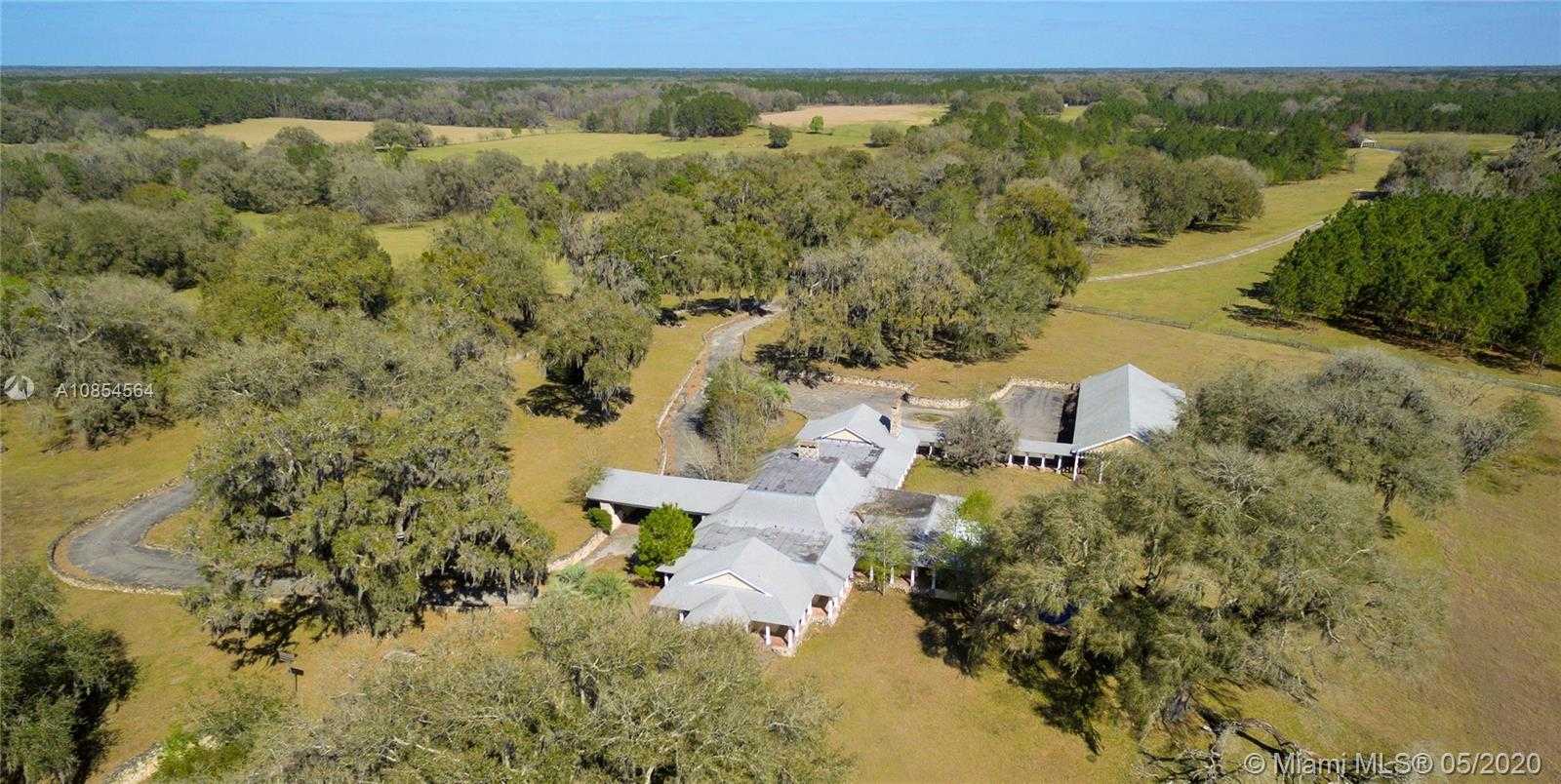Small Image of 18828 NORTH WEST COUNTY ROAD 231, Gainesville Number 3