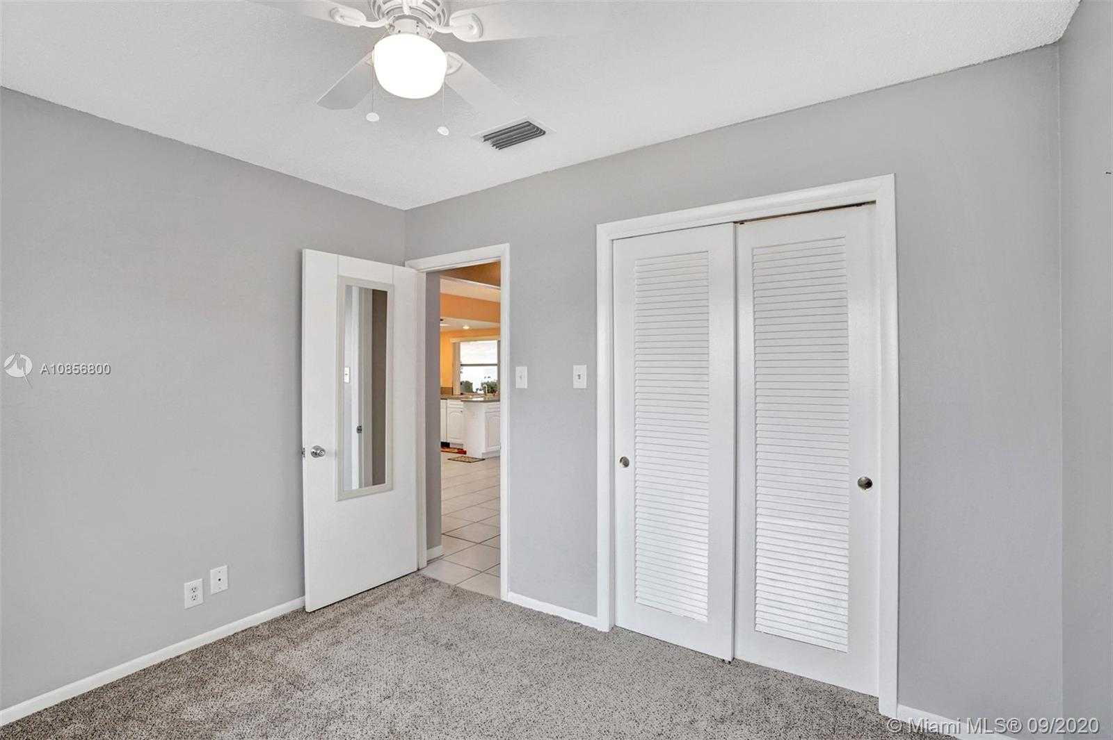 Small Image of 6935 NORTH WEST 11TH ST, Margate Number 21