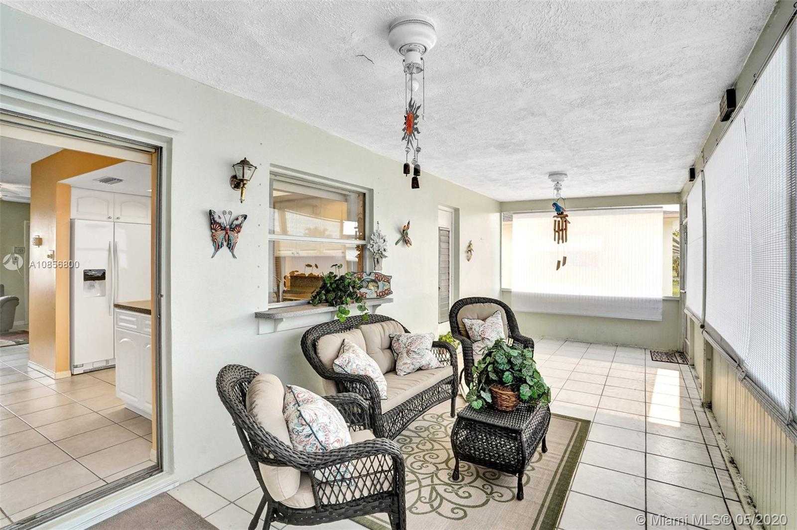 Small Image of 6935 NORTH WEST 11TH ST, Margate Number 24