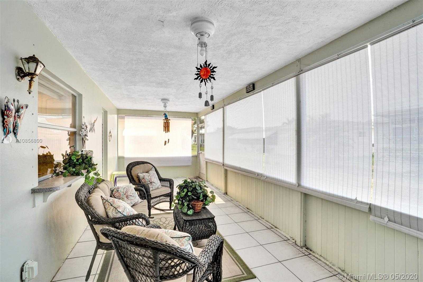 Small Image of 6935 NORTH WEST 11TH ST, Margate Number 26