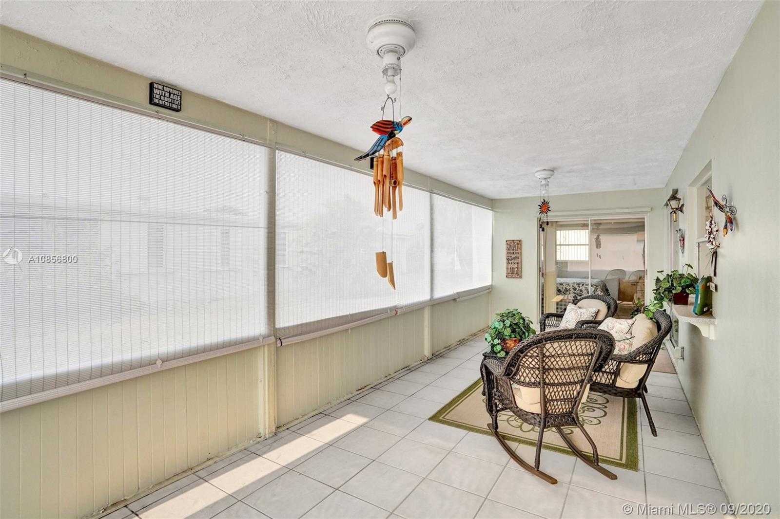 Small Image of 6935 NORTH WEST 11TH ST, Margate Number 27