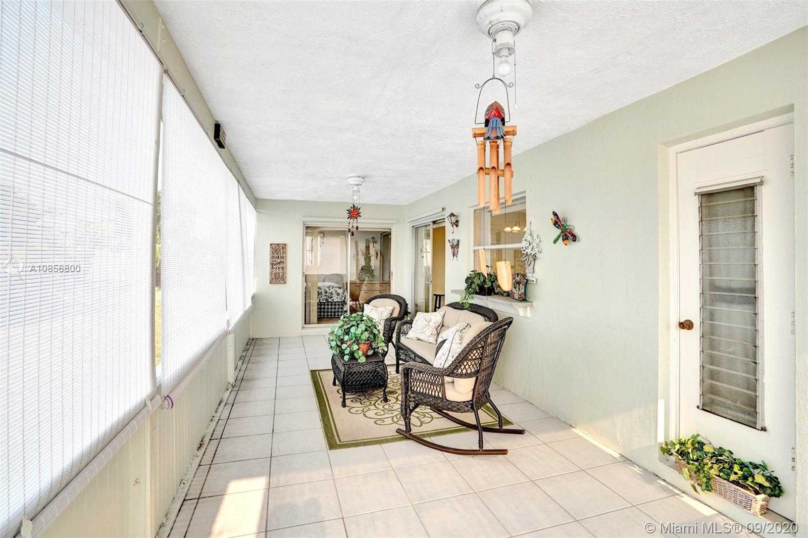 Small Image of 6935 NORTH WEST 11TH ST, Margate Number 28