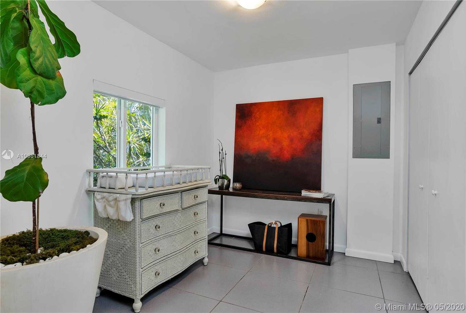 Small Image of 137 NORTH WEST 106TH ST, Miami Shores Number 15