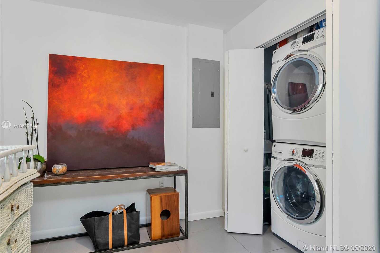 Small Image of 137 NORTH WEST 106TH ST, Miami Shores Number 16