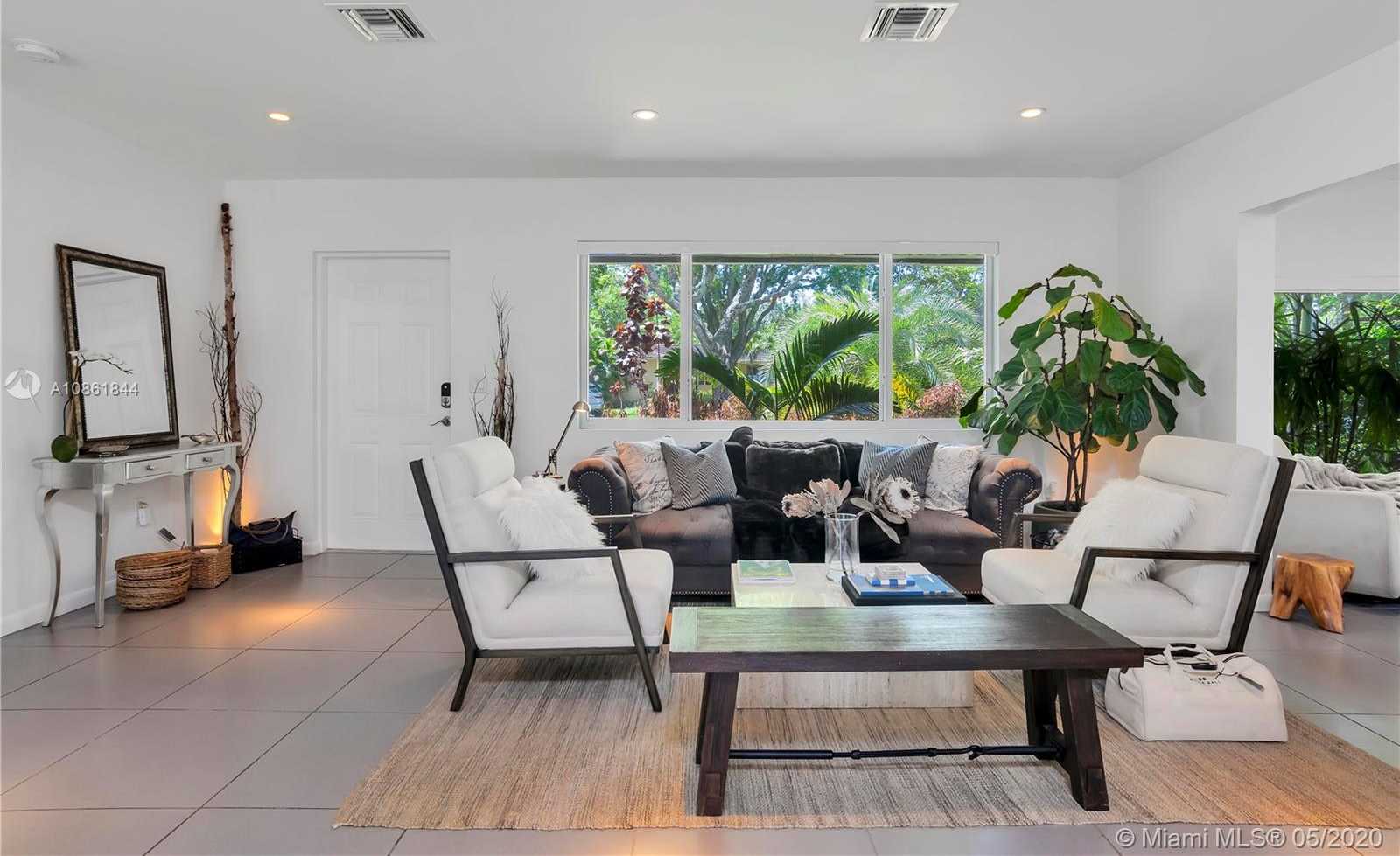 Small Image of 137 NORTH WEST 106TH ST, Miami Shores Number 6