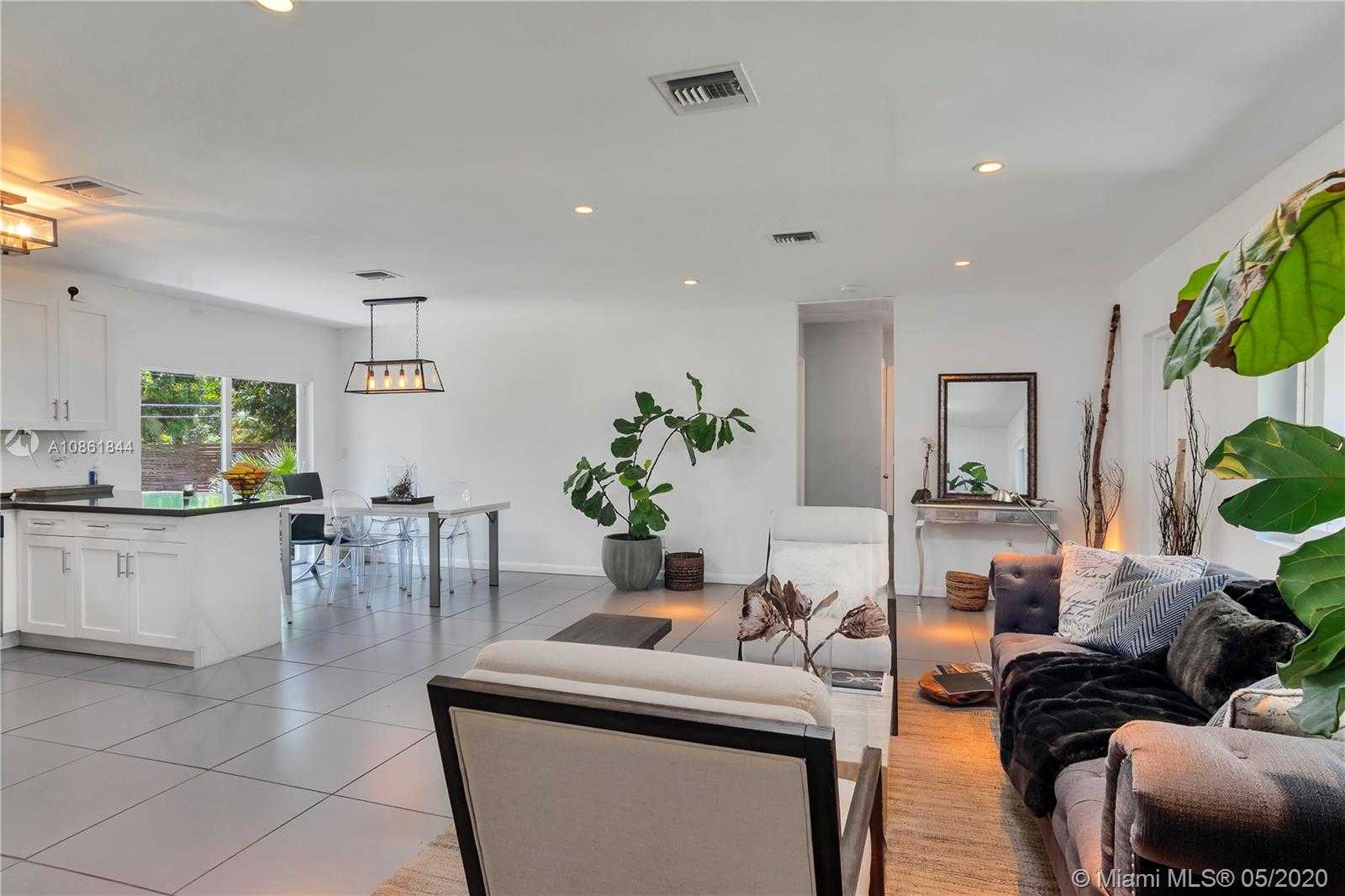 Small Image of 137 NORTH WEST 106TH ST, Miami Shores Number 8