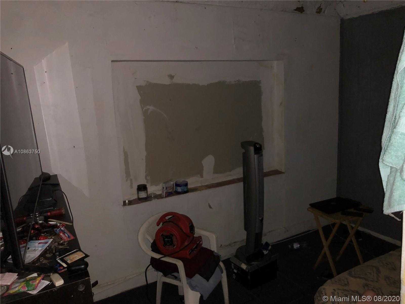 Small Image of 2325 NORTH WEST 35TH ST, Miami Number 11