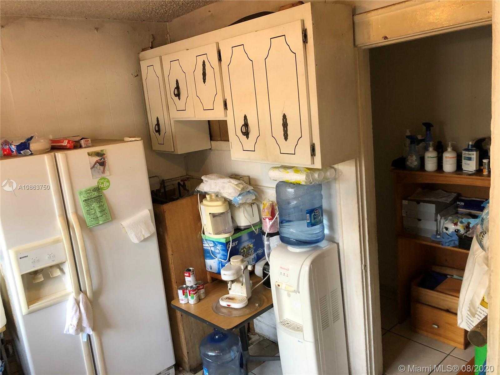 Small Image of 2325 NORTH WEST 35TH ST, Miami Number 7