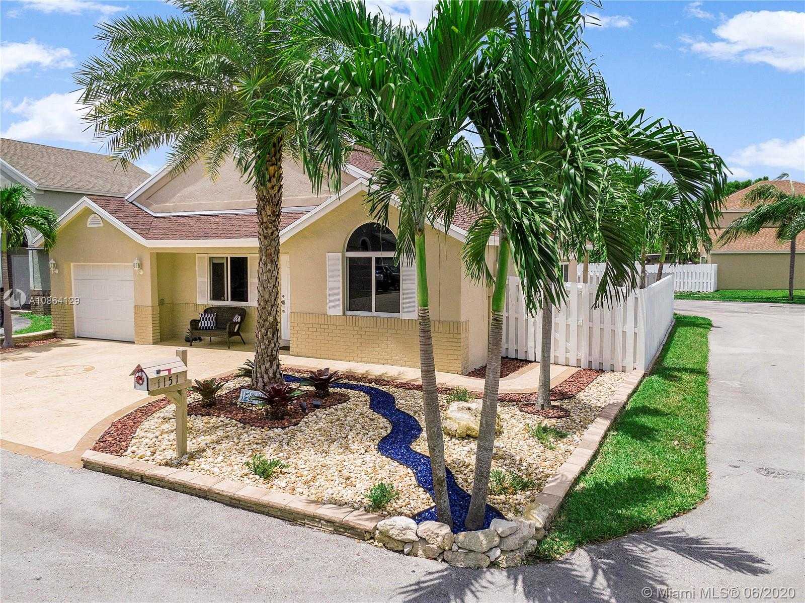 Small Image of 1151 SOUTH WEST 109TH LN, Davie Number 17