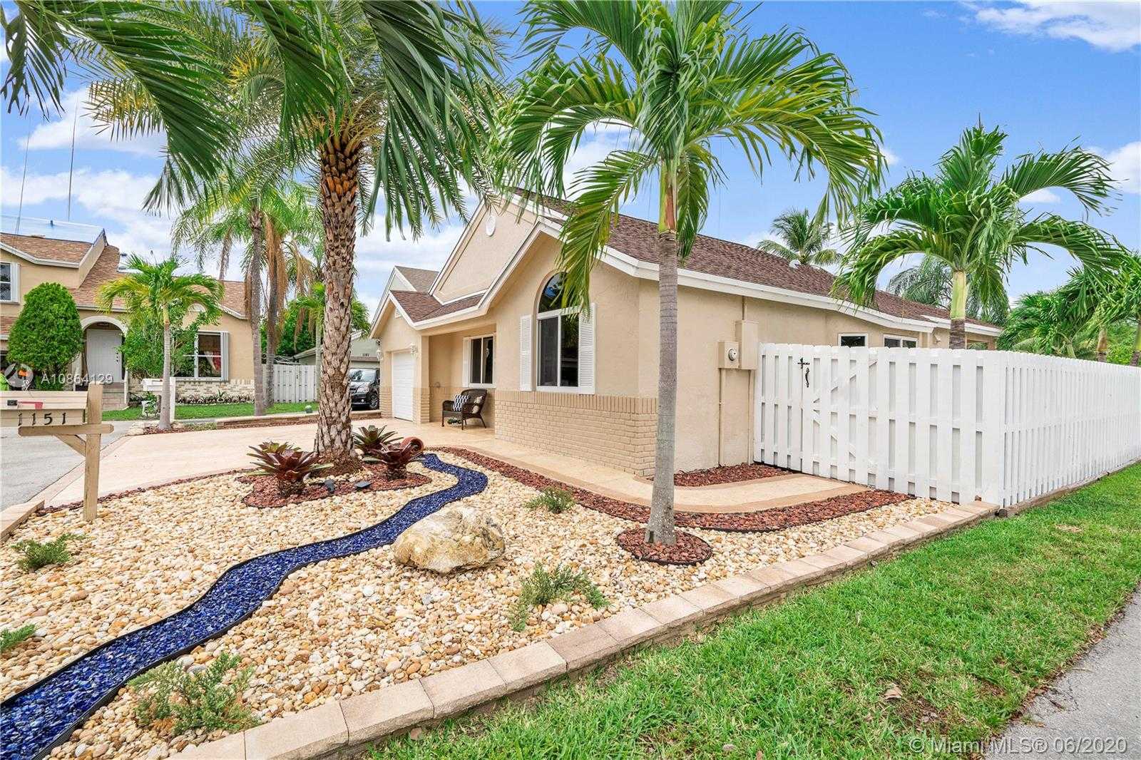 Small Image of 1151 SOUTH WEST 109TH LN, Davie Number 19