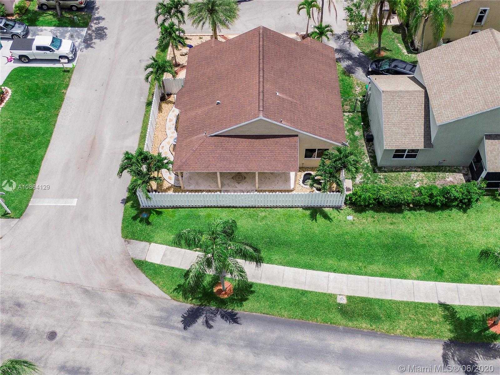 Small Image of 1151 SOUTH WEST 109TH LN, Davie Number 21