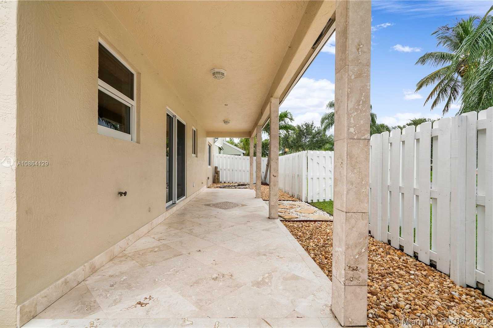Small Image of 1151 SOUTH WEST 109TH LN, Davie Number 32