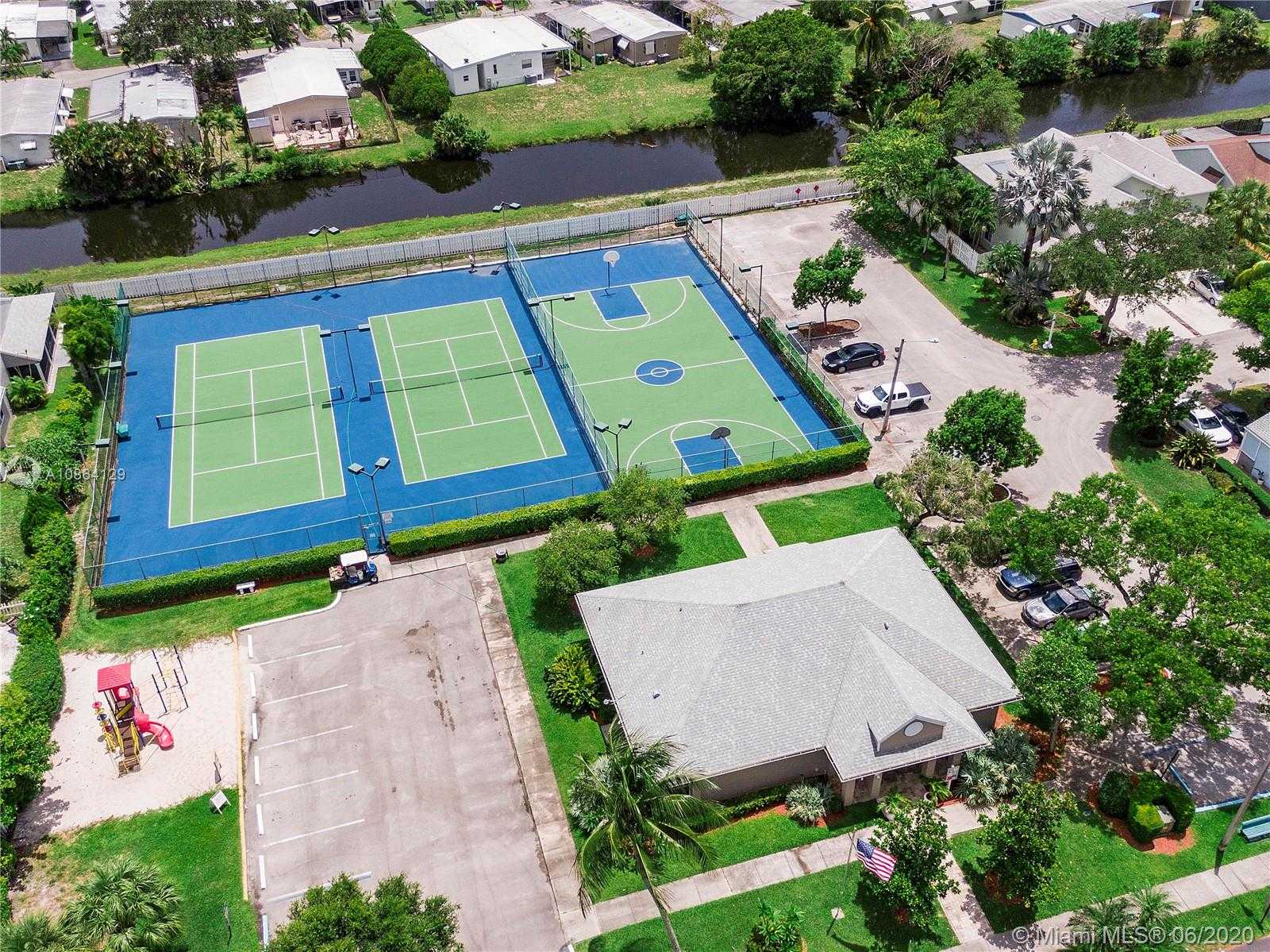 Small Image of 1151 SOUTH WEST 109TH LN, Davie Number 34