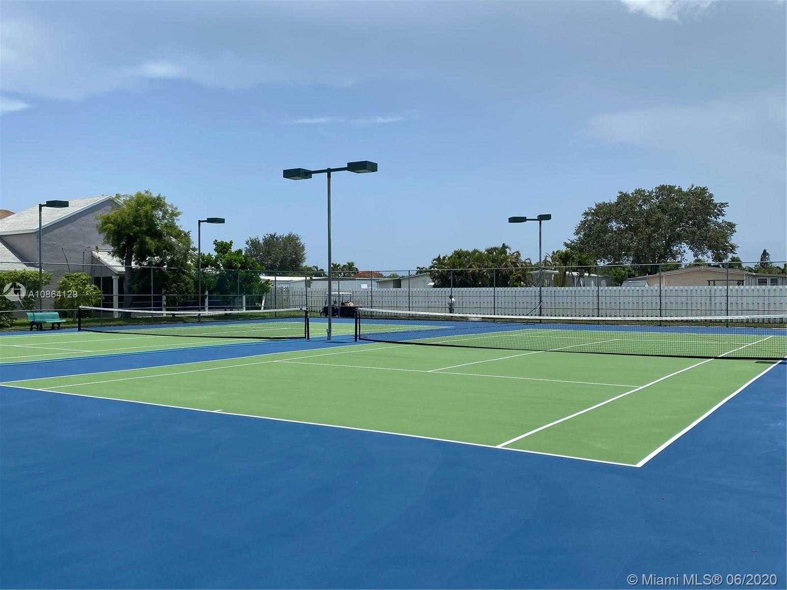 Small Image of 1151 SOUTH WEST 109TH LN, Davie Number 35