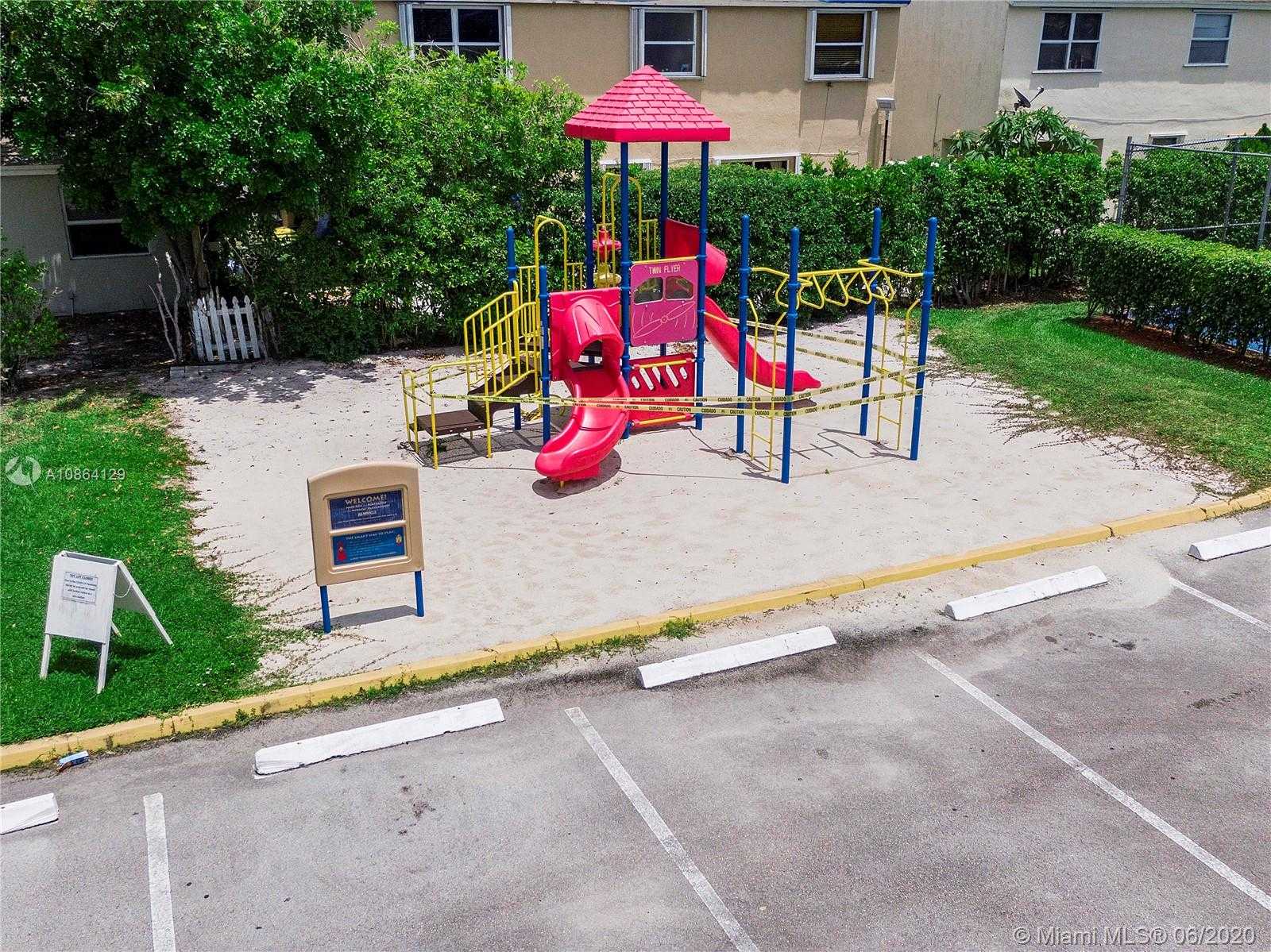 Small Image of 1151 SOUTH WEST 109TH LN, Davie Number 40