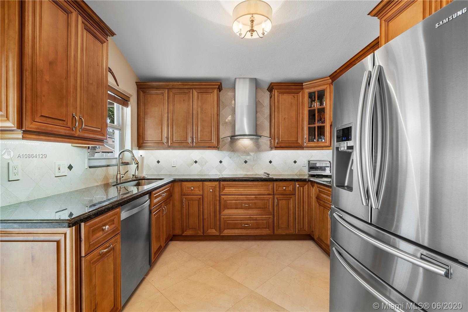 Small Image of 1151 SOUTH WEST 109TH LN, Davie Number 5