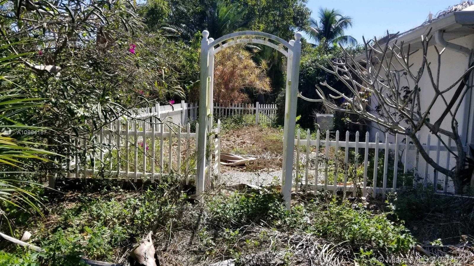 Small Image of 16020 COOK ROAD, Fort Myers Number 11