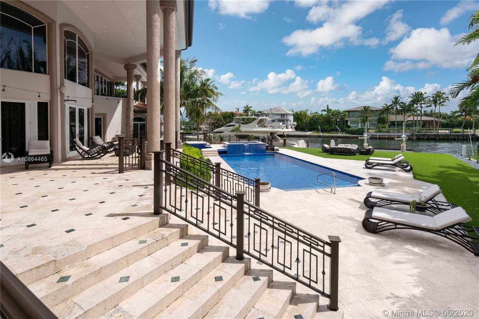 Small Image of 24 TAHITI BEACH ISLAND RD, Coral Gables Number 19