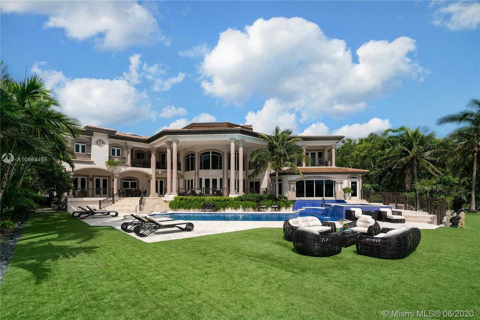 Small Image of 24 TAHITI BEACH ISLAND RD, Coral Gables Number 21