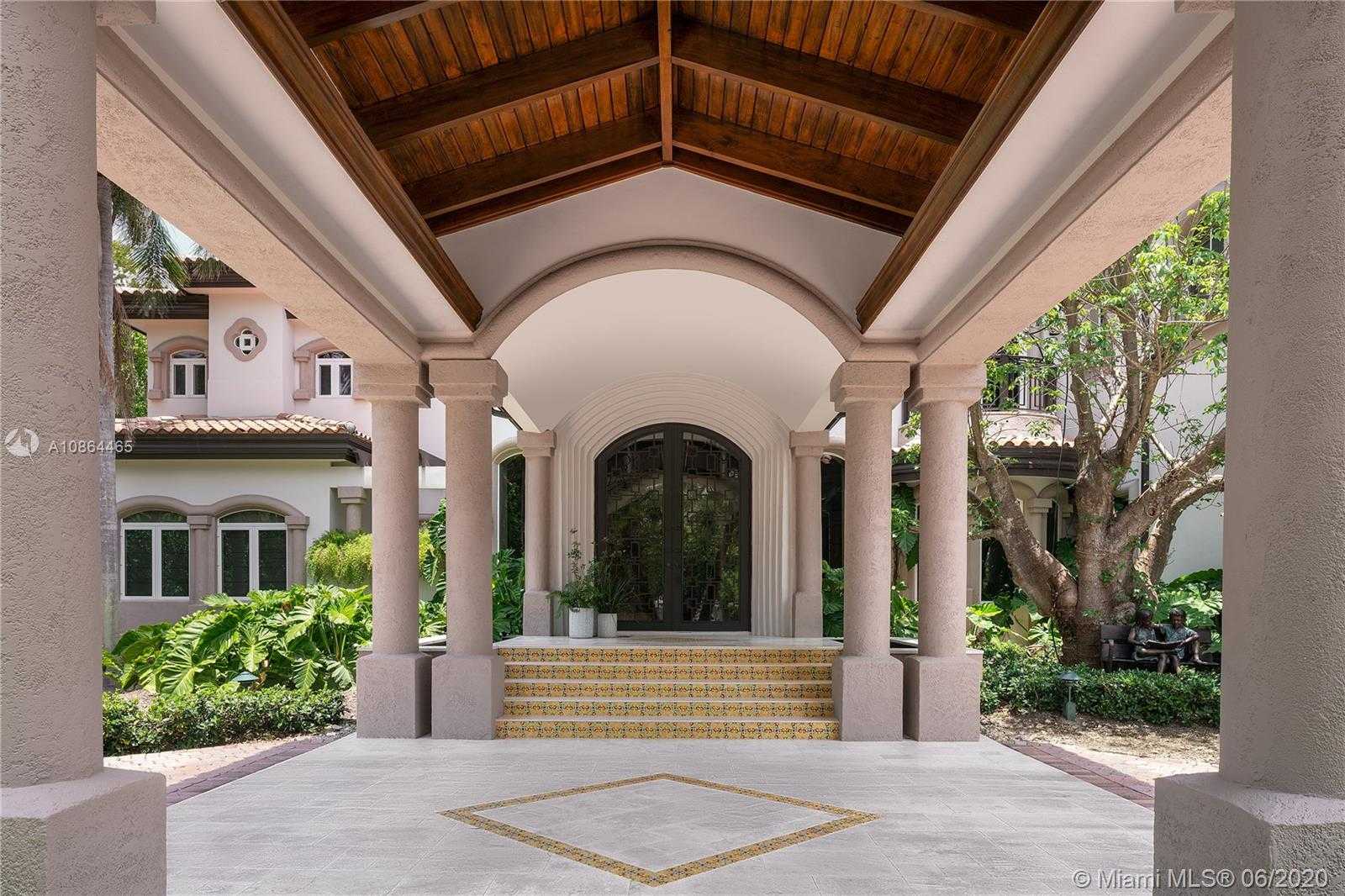 Small Image of 24 TAHITI BEACH ISLAND RD, Coral Gables Number 5