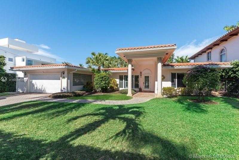 Small Image of 512 ISLE OF CAPRI DR, Fort Lauderdale Number 2