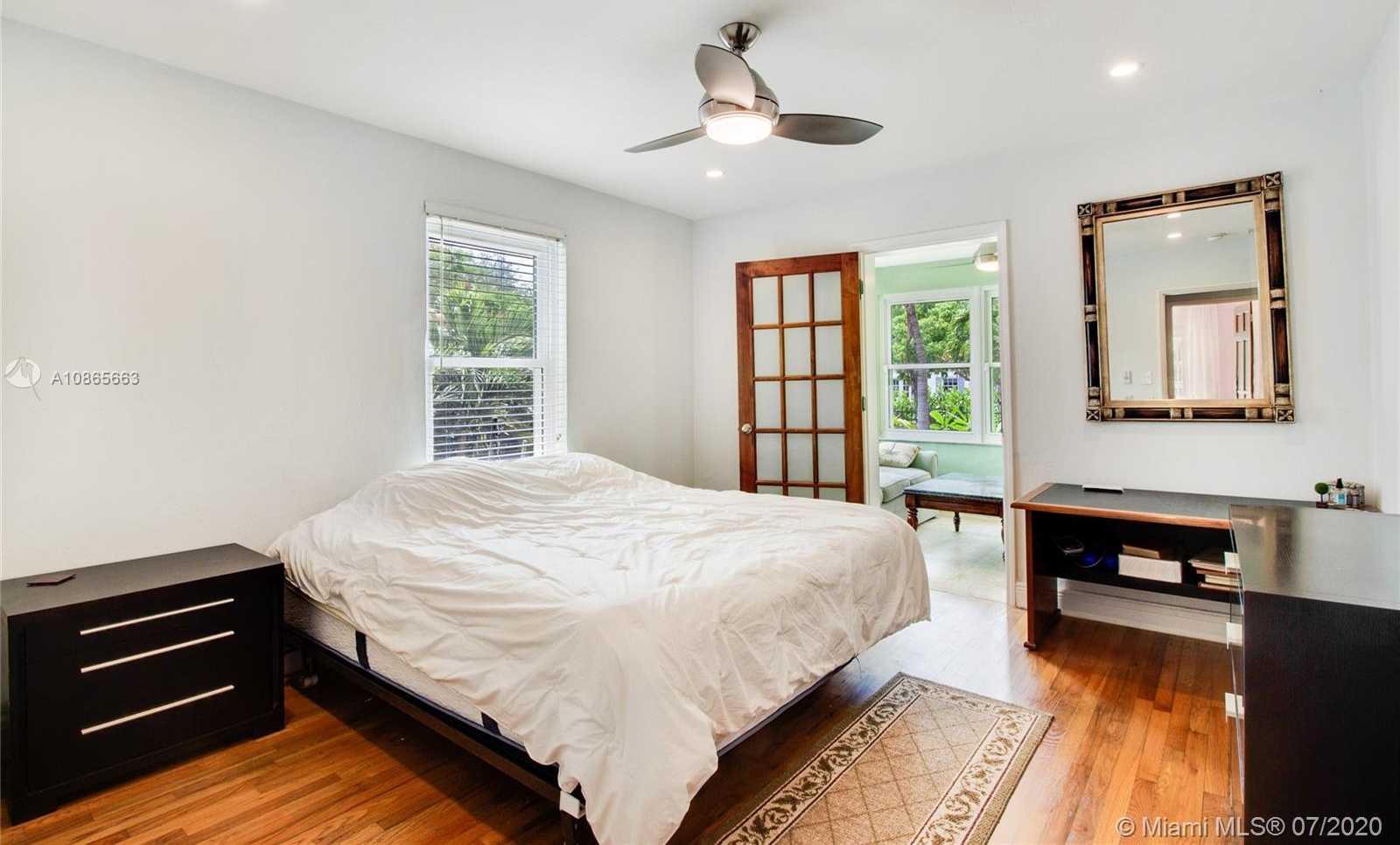 Small Image of 651 NORTH EAST 72ND TER, Miami Number 9