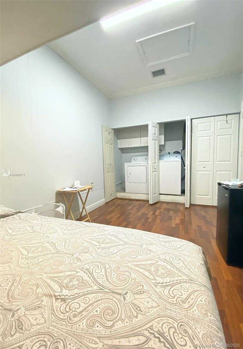 Small Image of 11202 NORTH WEST NW 73RD TER, Doral Number 17