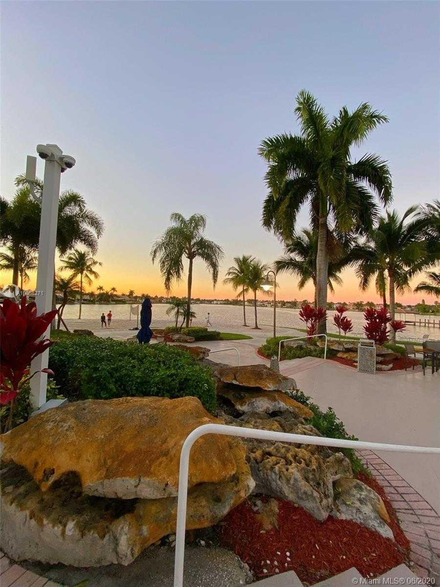 Small Image of 11202 NORTH WEST NW 73RD TER, Doral Number 25