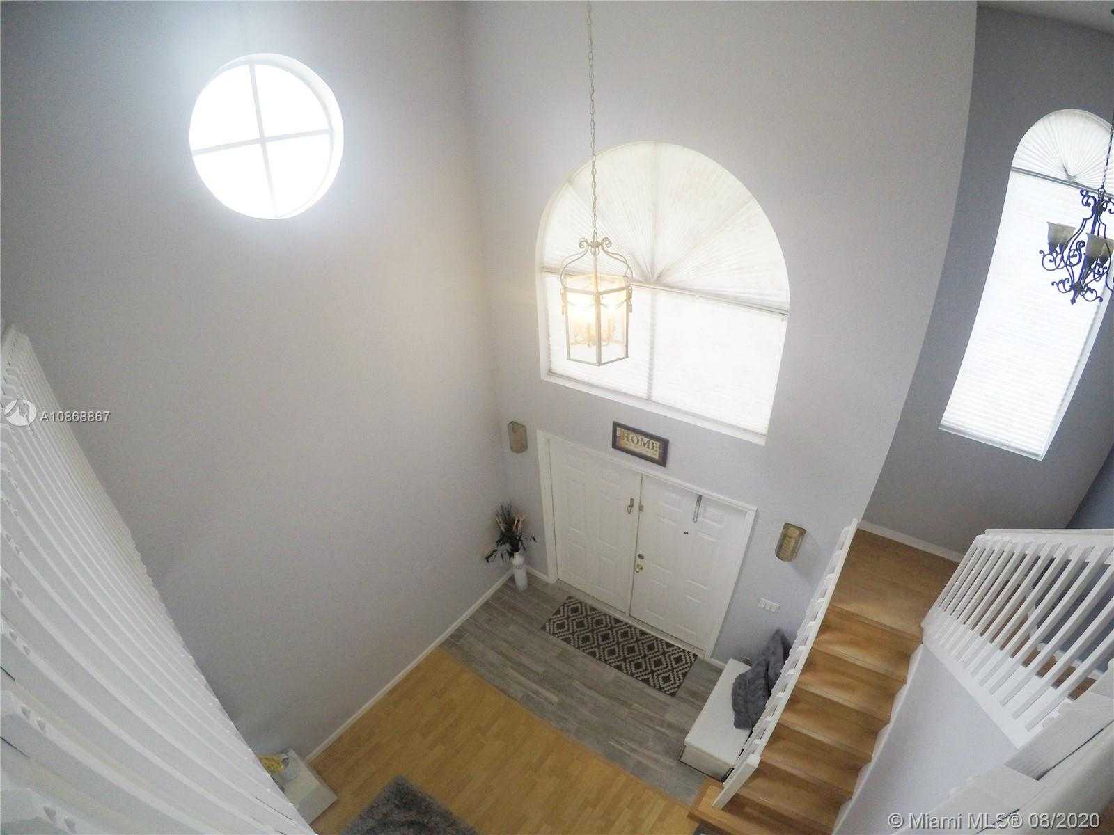 Small Image of 11272 ROUNDELAY RD, Cooper City Number 6