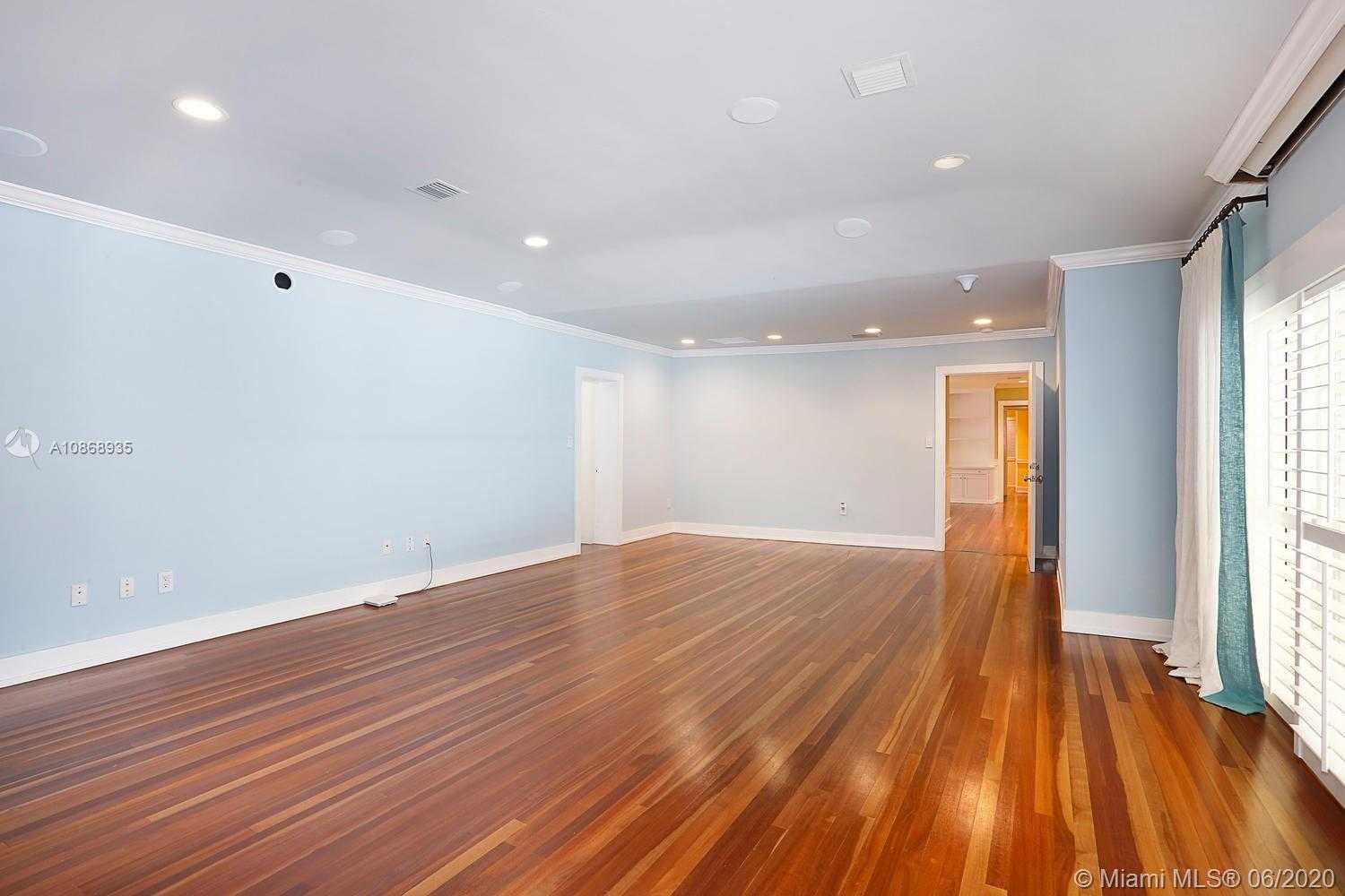 Small Image of 4685 SOUTH WEST 74TH ST, Coral Gables Number 22