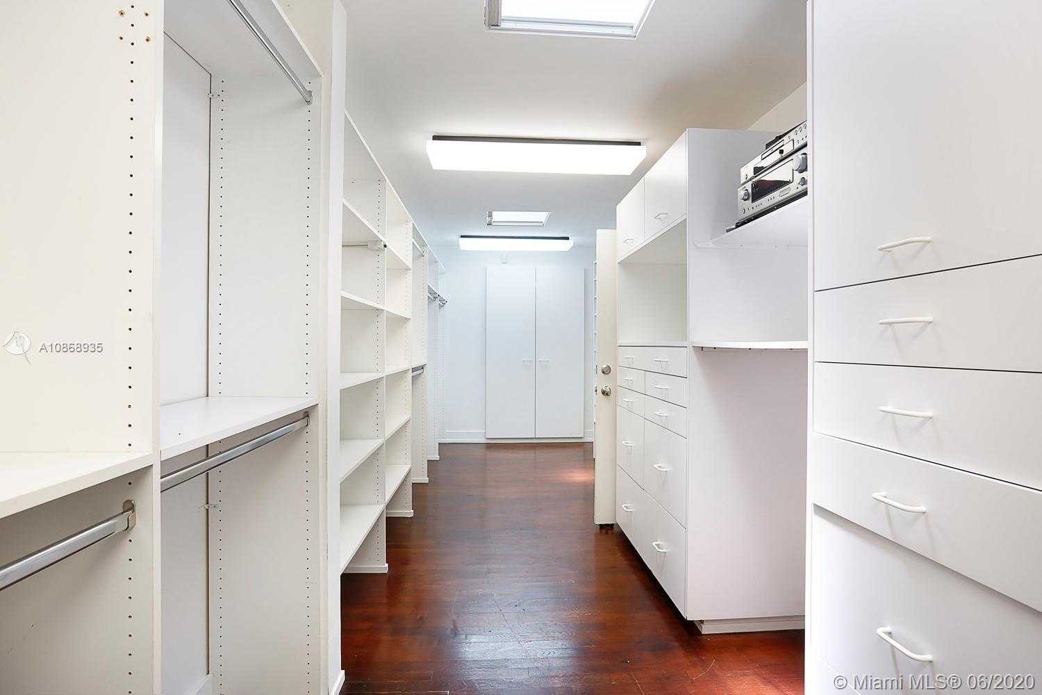 Small Image of 4685 SOUTH WEST 74TH ST, Coral Gables Number 25