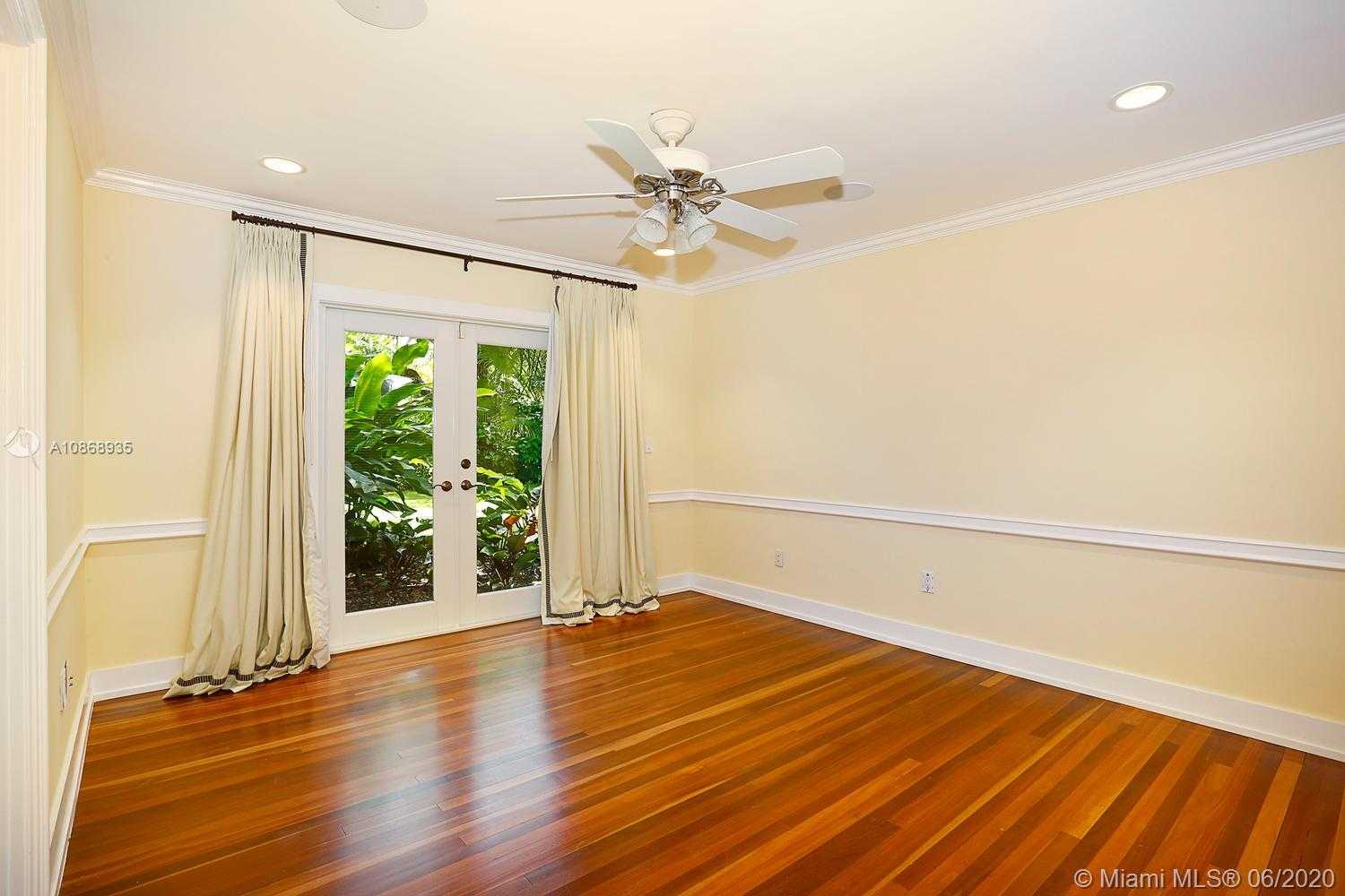 Small Image of 4685 SOUTH WEST 74TH ST, Coral Gables Number 26