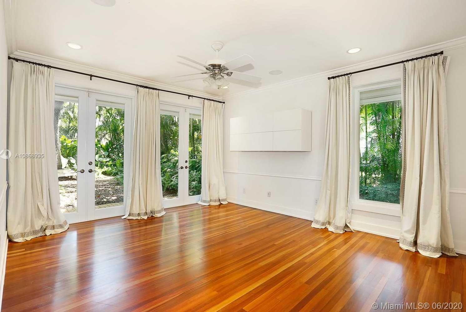Small Image of 4685 SOUTH WEST 74TH ST, Coral Gables Number 30