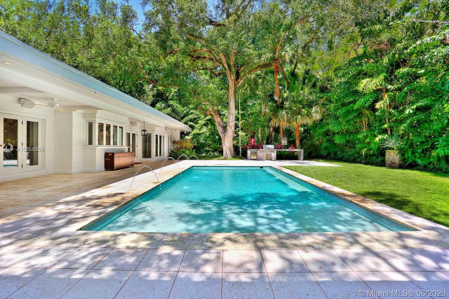 Small Image of 4685 SOUTH WEST 74TH ST, Coral Gables Number 4
