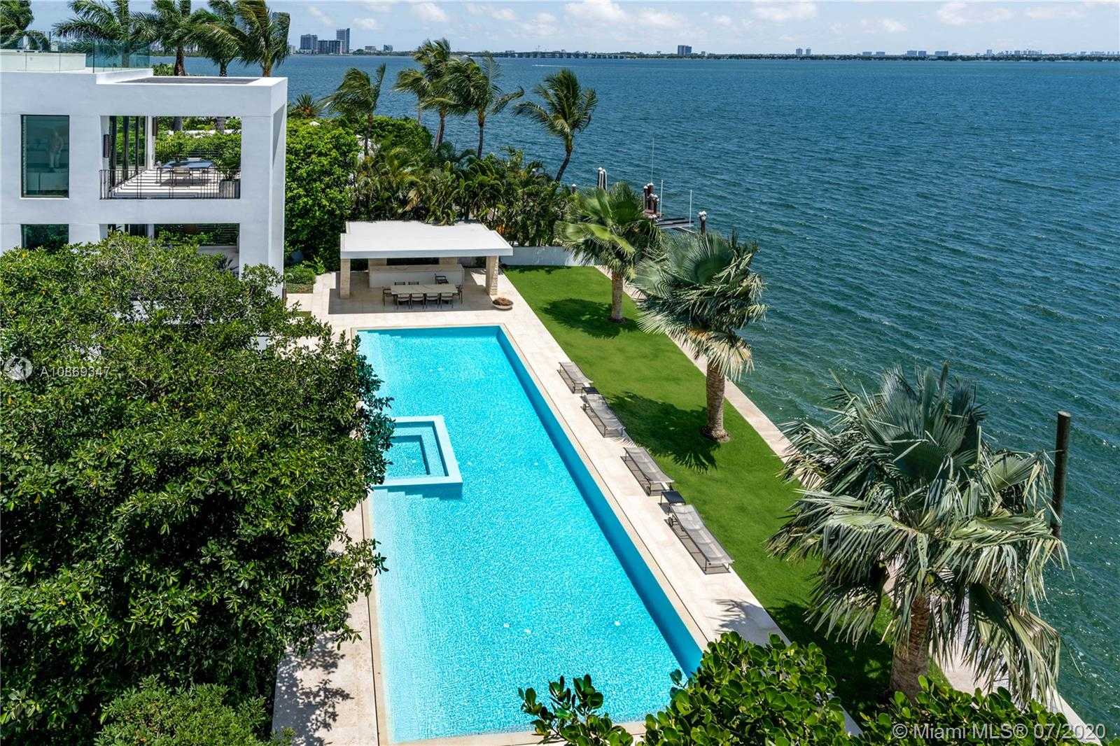 Small Image of 1429 NORTH VENETIAN WAY, Miami Number 15