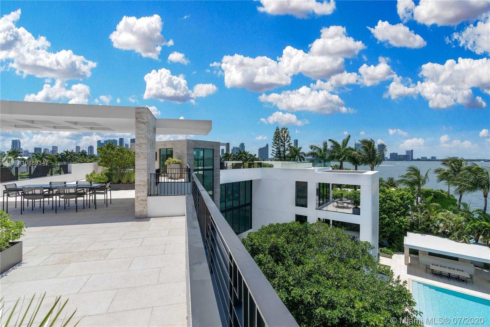 Small Image of 1429 NORTH VENETIAN WAY, Miami Number 16