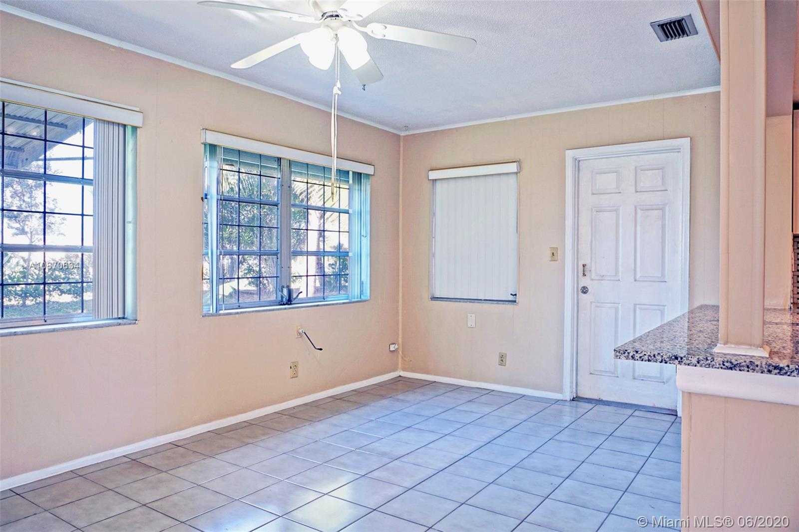 Small Image of 4935 NORTH WEST 48TH AVE, Tamarac Number 11