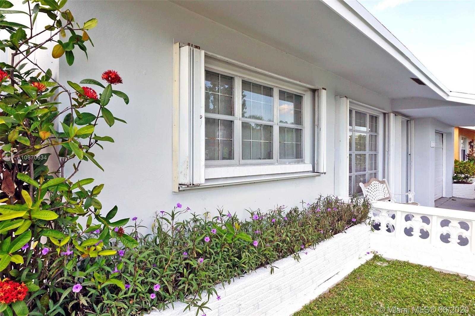 Small Image of 4935 NORTH WEST 48TH AVE, Tamarac Number 4