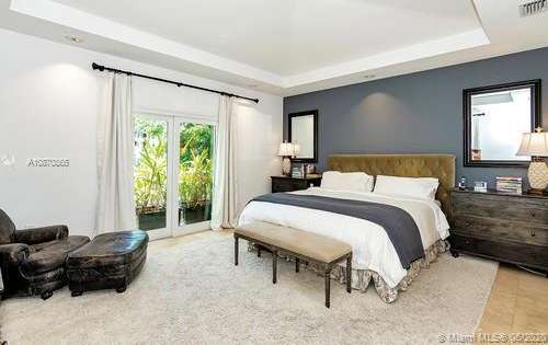 Small Image of 10 COCONUT LN, Key Biscayne Number 17