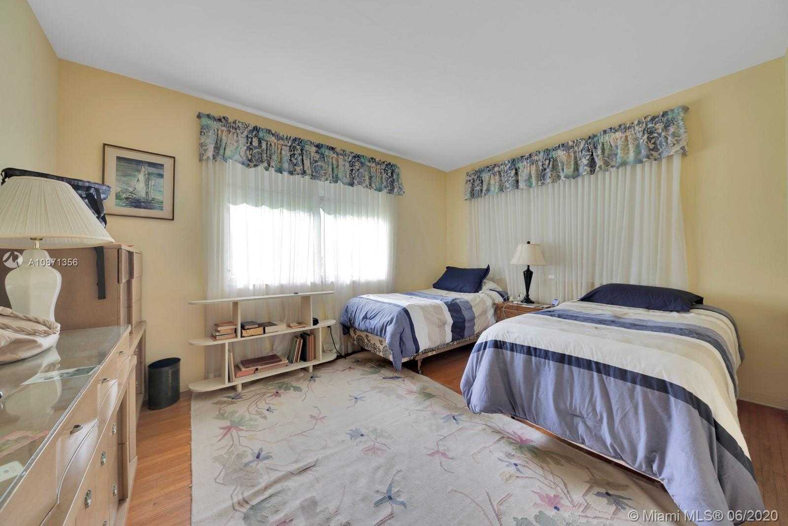 Small Image of 7740 SOUTH WEST 52ND AVE, Miami Number 27