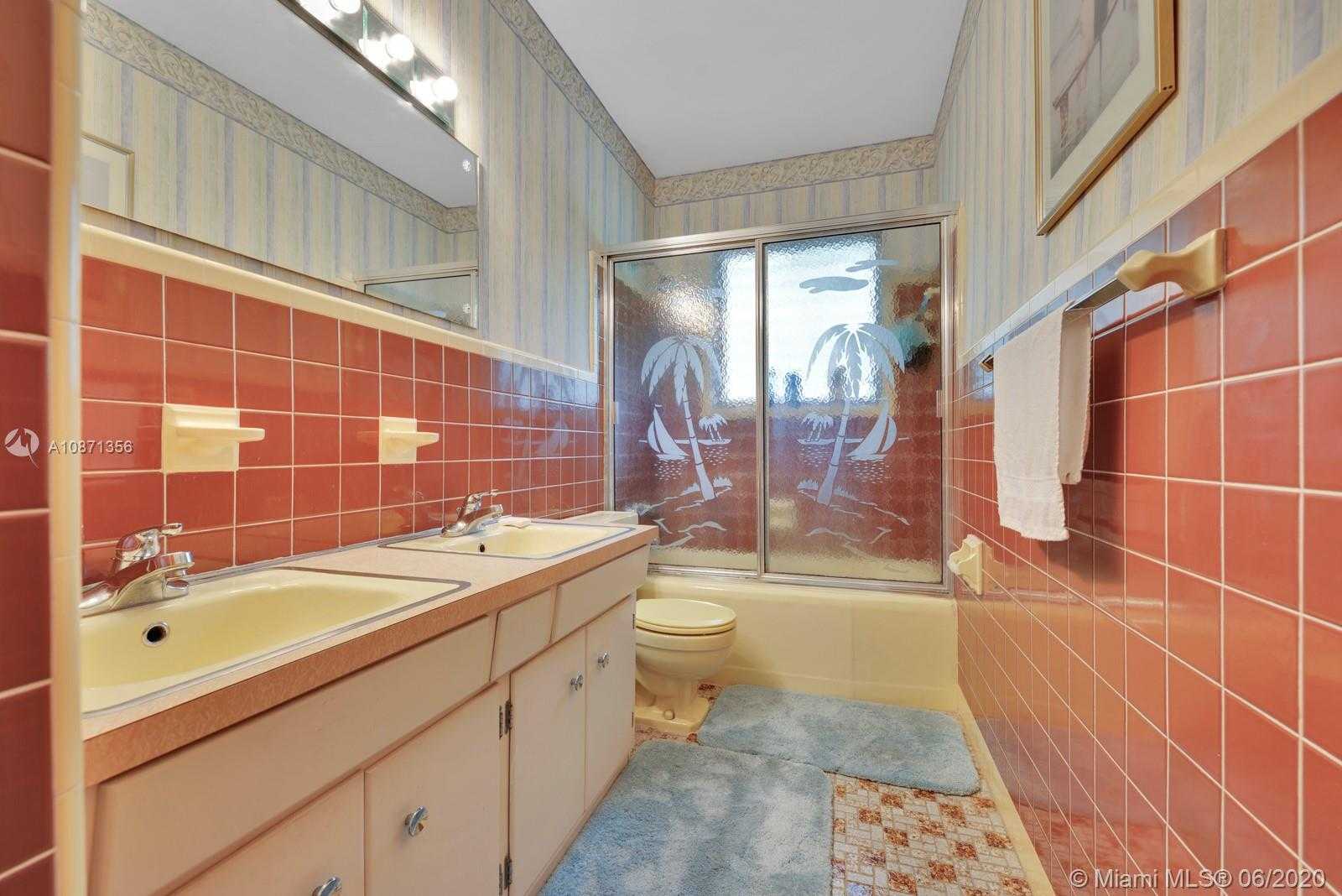 Small Image of 7740 SOUTH WEST 52ND AVE, Miami Number 28
