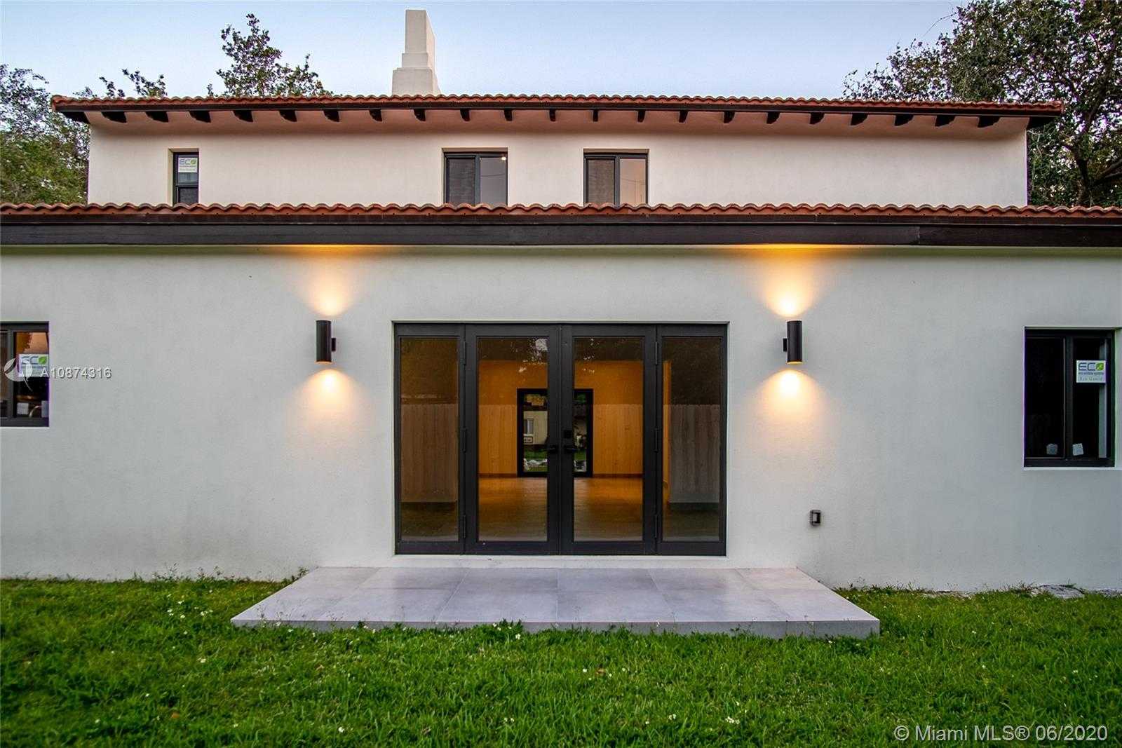 Small Image of 4675 SOUTH WEST 13TH TER, Miami Number 25
