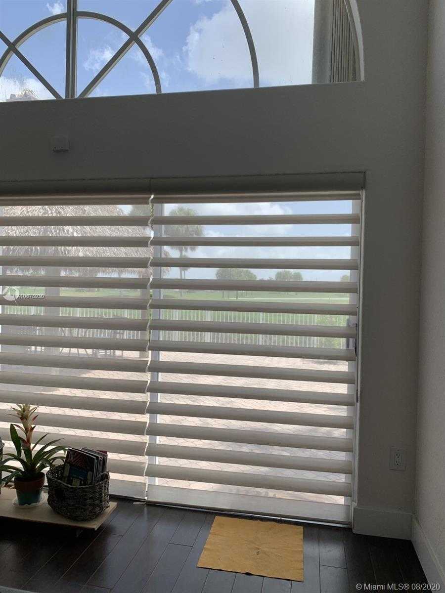 Small Image of 10578 NORTH WEST 51ST ST, Doral Number 4