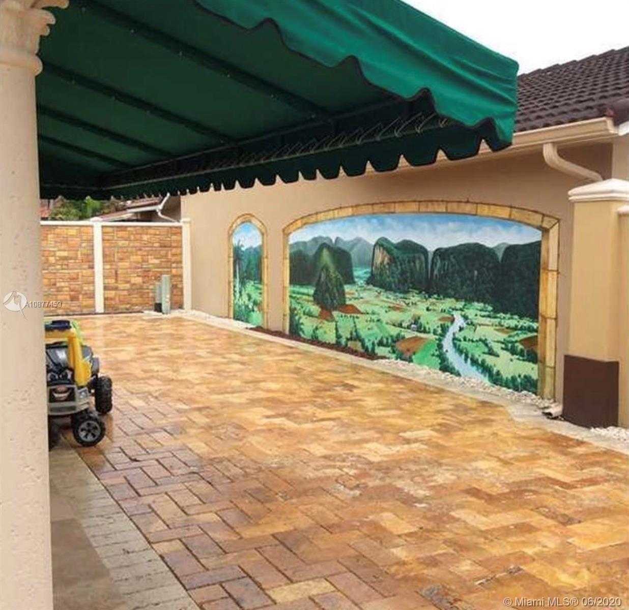 Small Image of 4931 SOUTH WEST 142ND PL, Miami Number 26