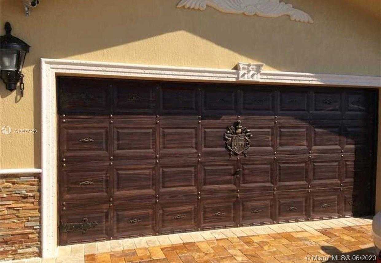 Small Image of 4931 SOUTH WEST 142ND PL, Miami Number 7