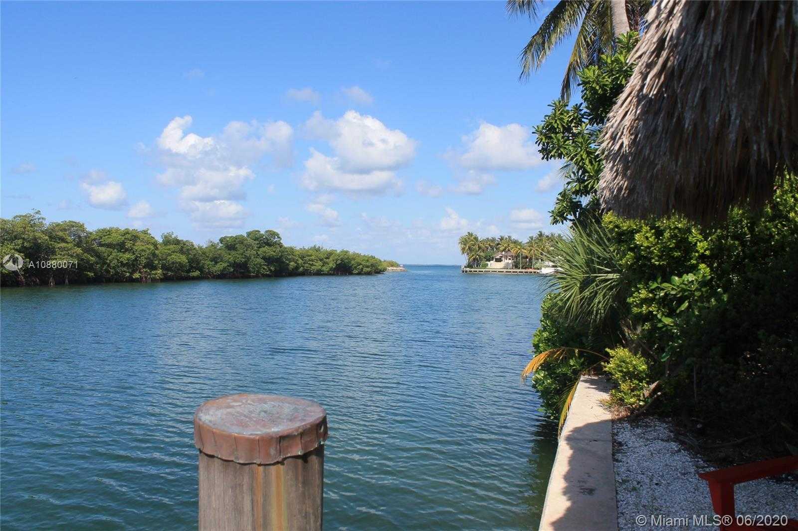 Small Image of 960 HARBOR BLVD, Key Biscayne Number 12