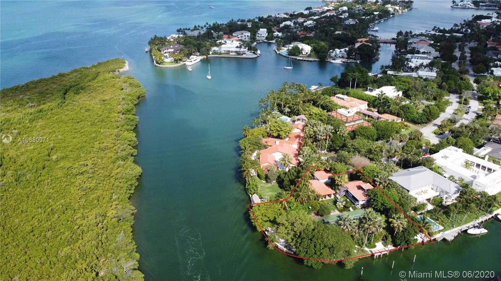 Small Image of 960 HARBOR BLVD, Key Biscayne Number 4